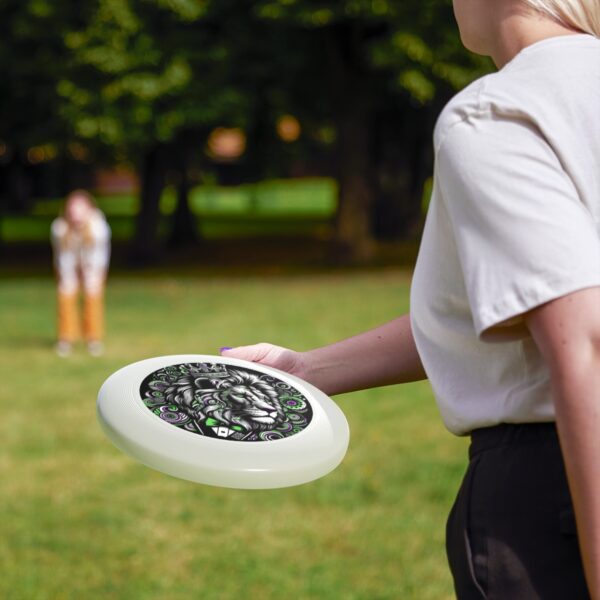 Frisbee - Image 5